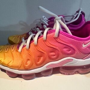 Nike Wmns Air VaporMax Plus 'Summer Sunset'